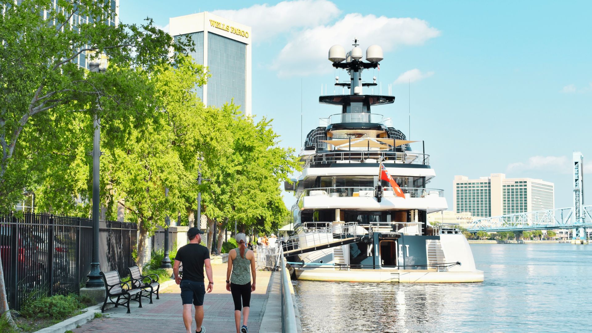picture showing Jacksonville Riverwalk.