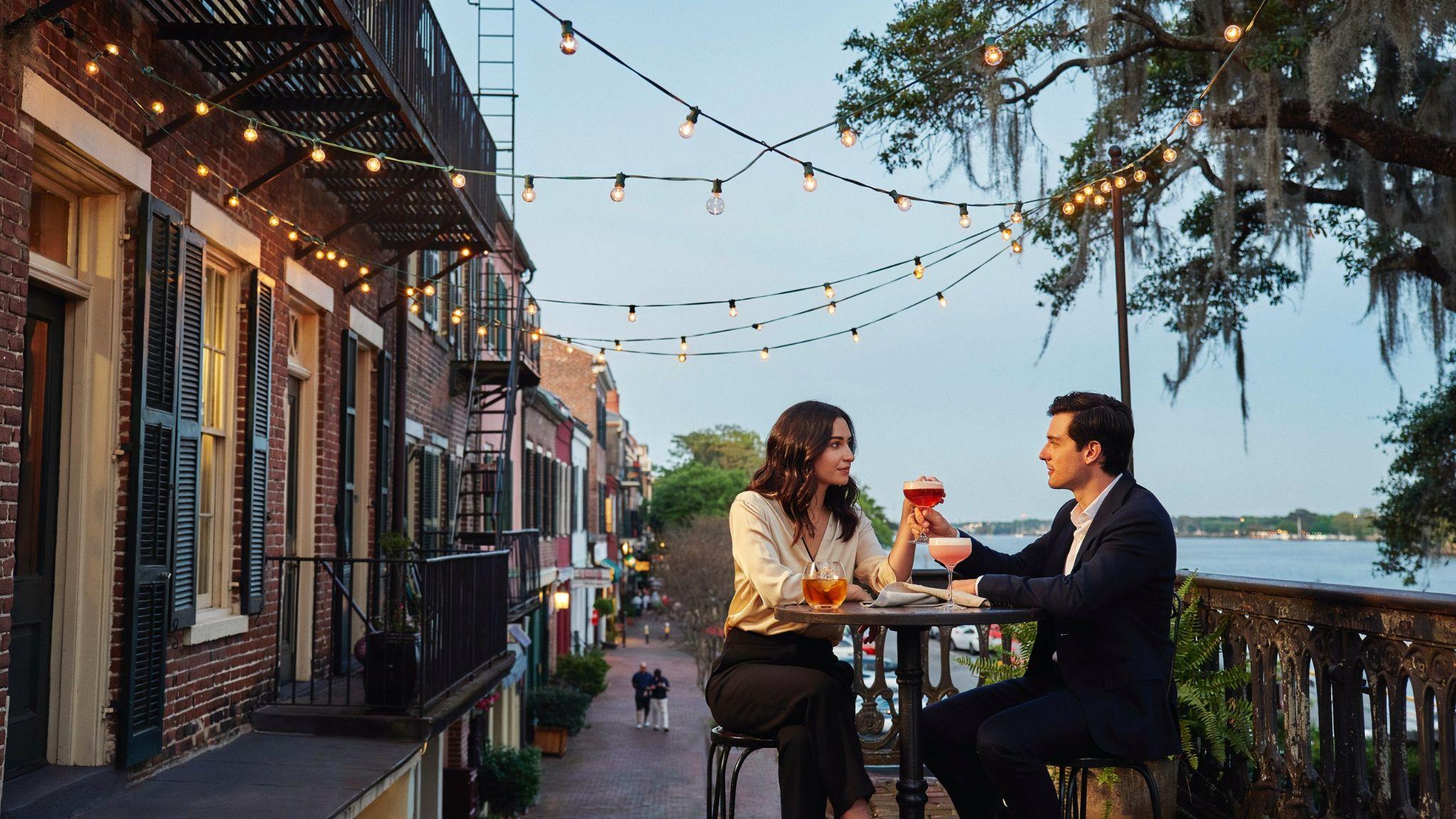 Best bars in Savannah at night with rooftop views, cocktails, and historic district atmosphere