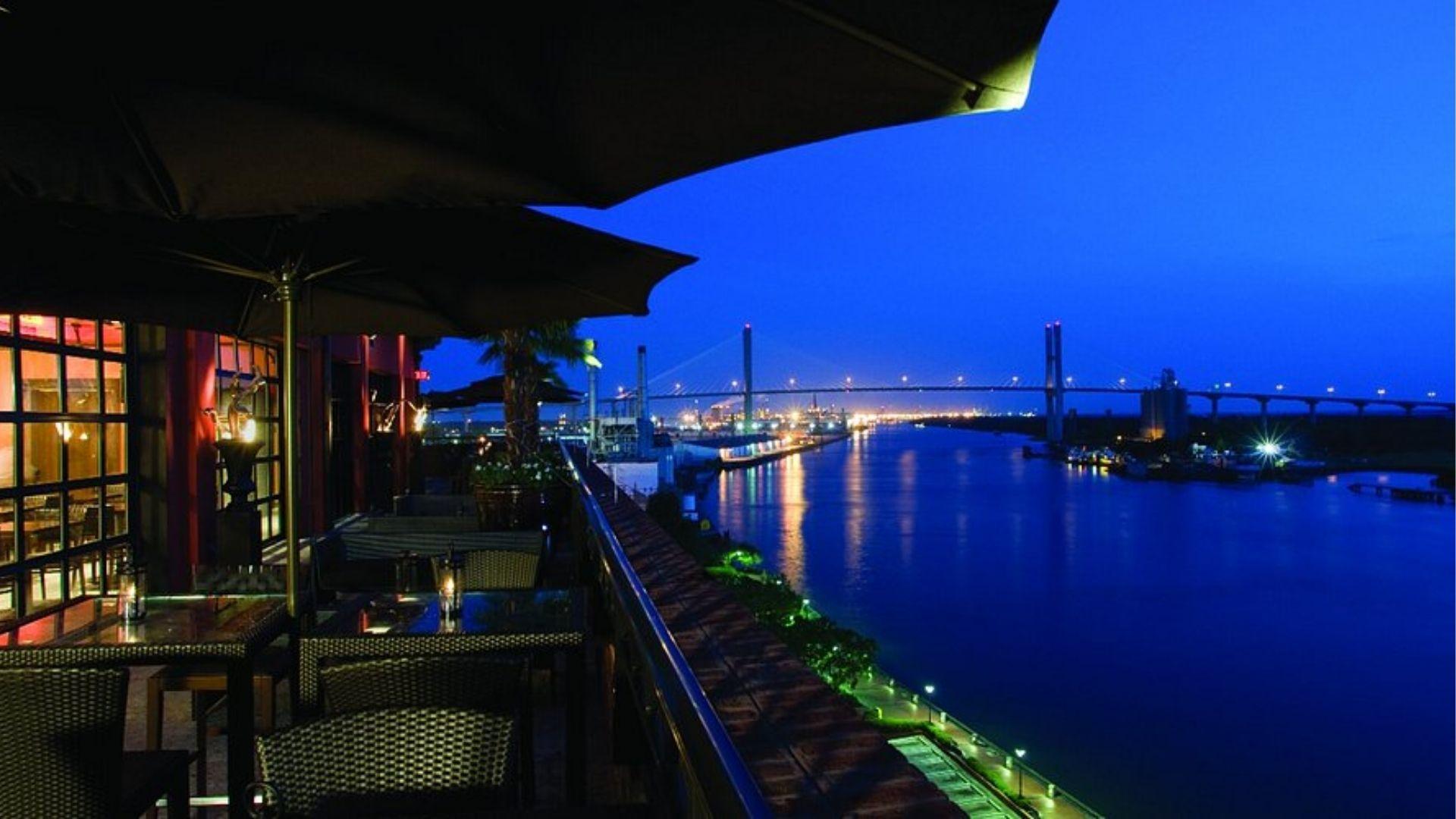 Rooftop river views from Rocks on the Roof Savannah