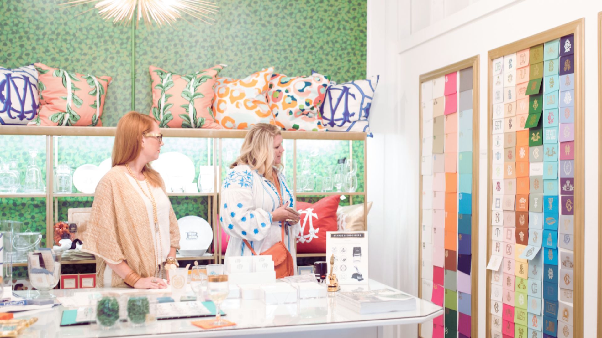 Friends shopping at local Savannah boutiques.