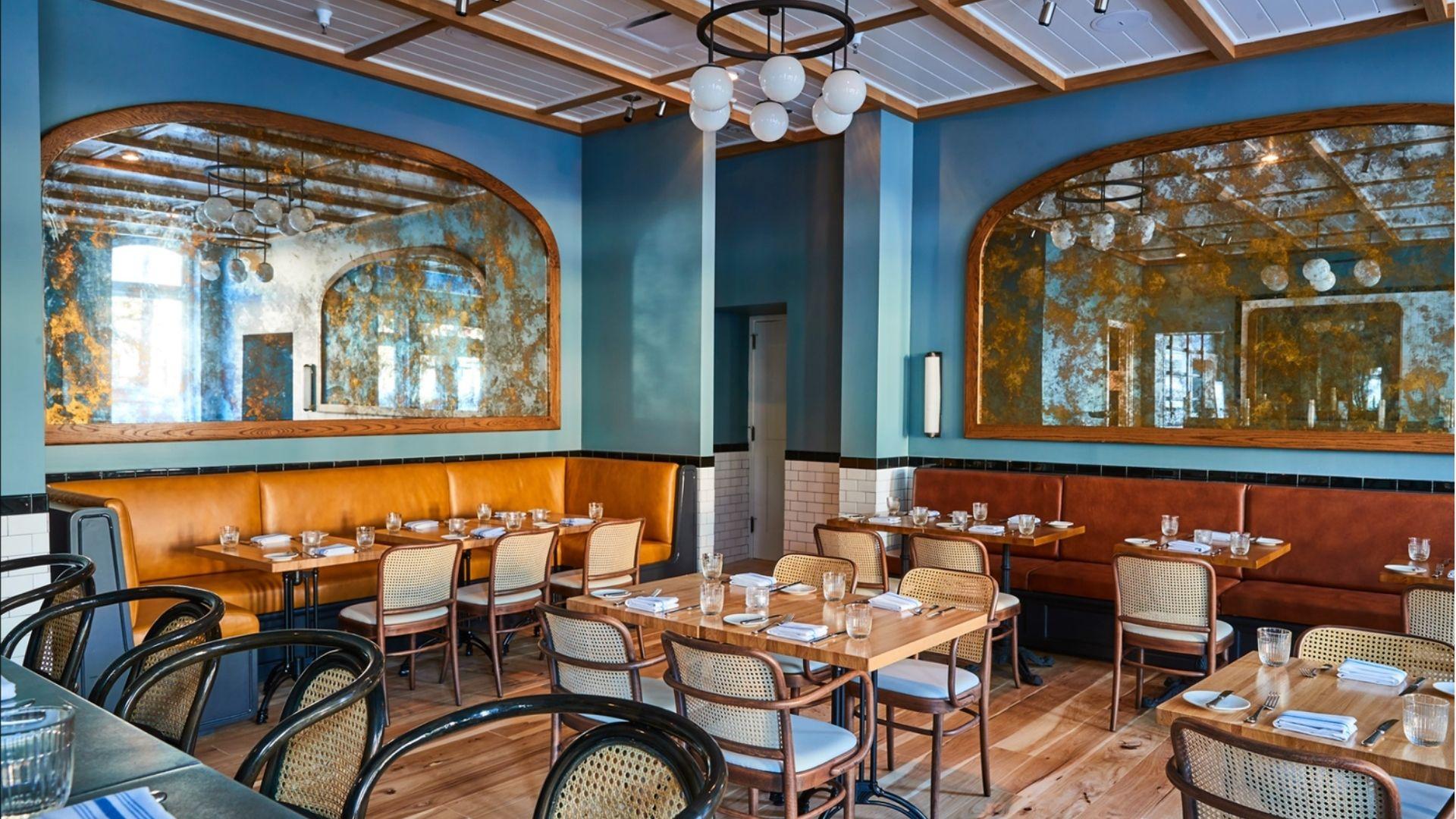 IMAGE OF A RESTAURANT HIDDEN IN SAVANNAH DISTRICT