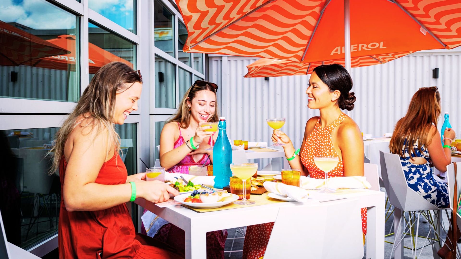 Popular Savannah brunch spot with Southern dishes.