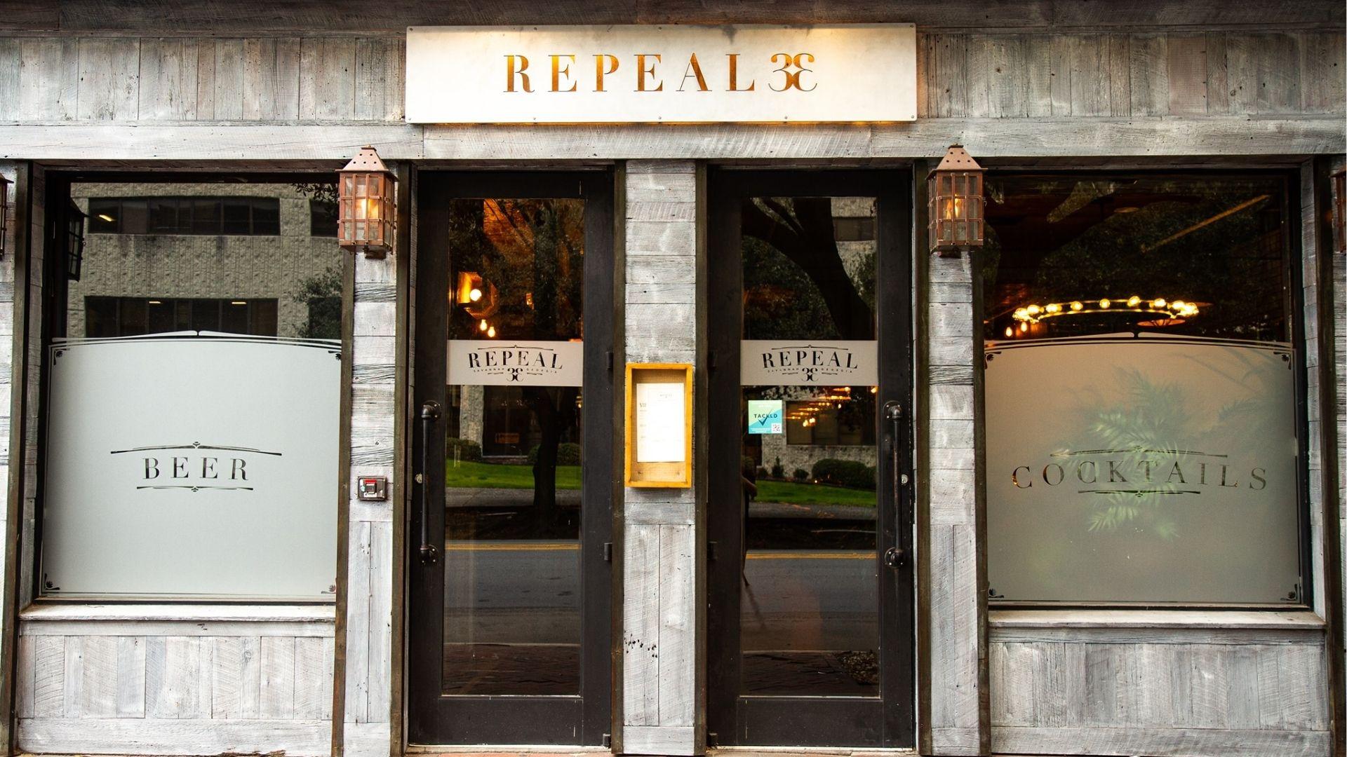 Repeal 33 bourbon and cocktail bar in Savannah