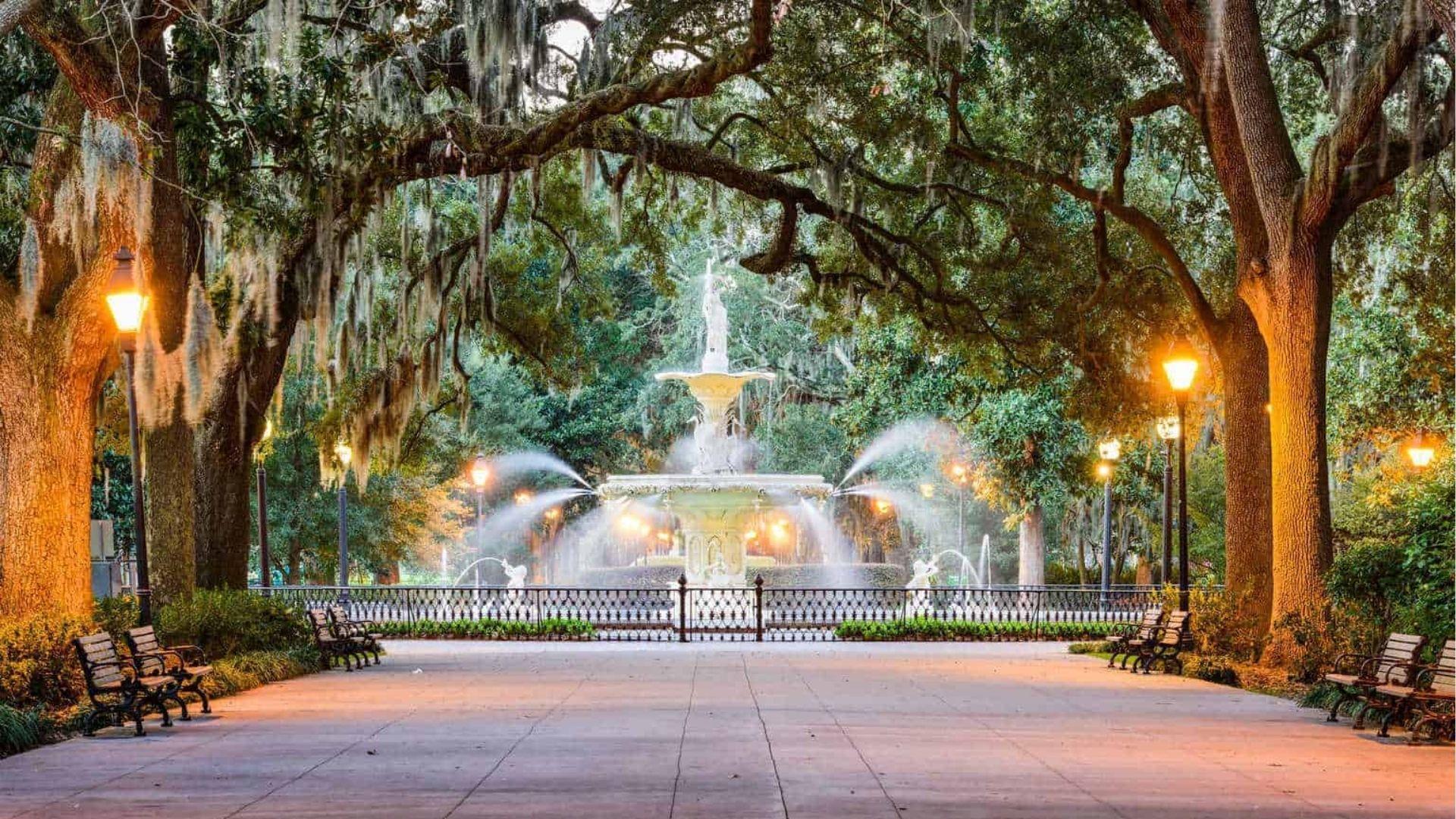 Image of Forsyth Park Fountain.
