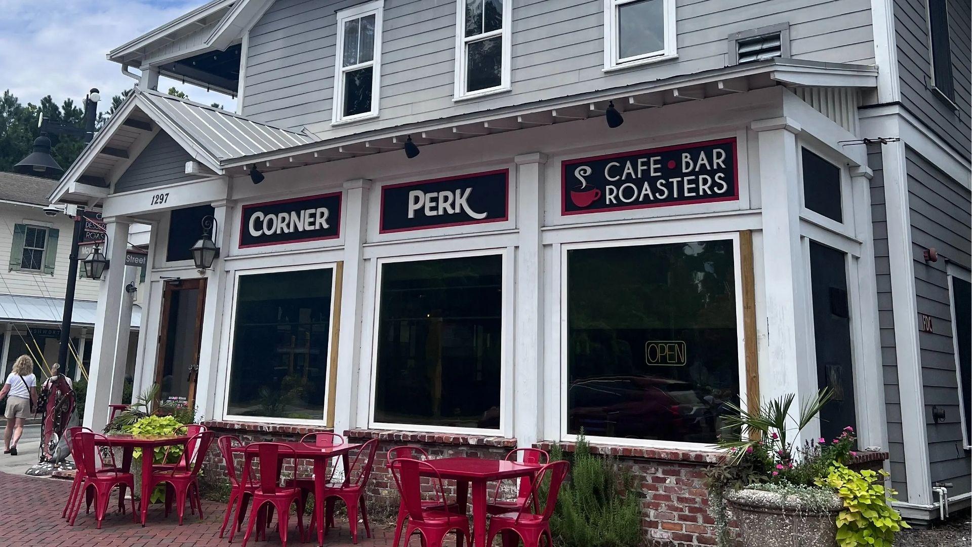 Photo of cafe in old town bluffton