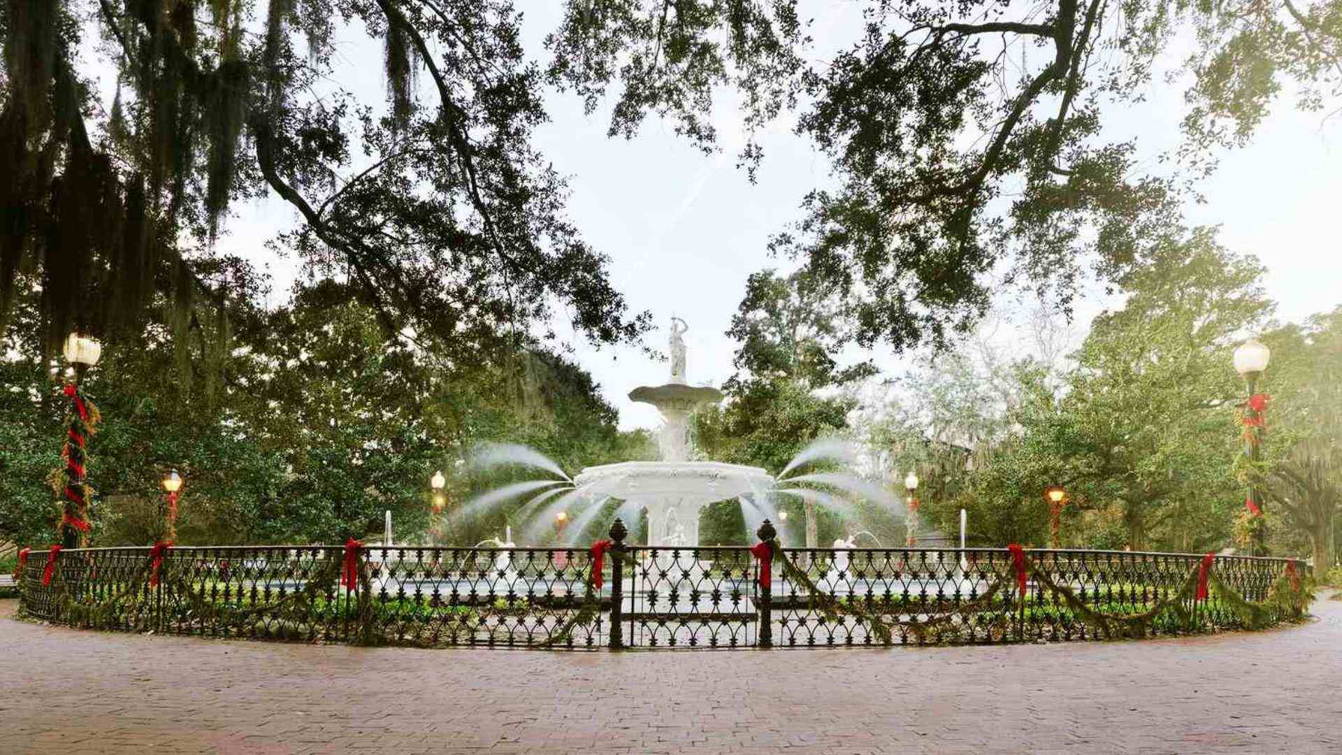 Forsyth Park fountain flowing under moss-draped oaks in Savannah