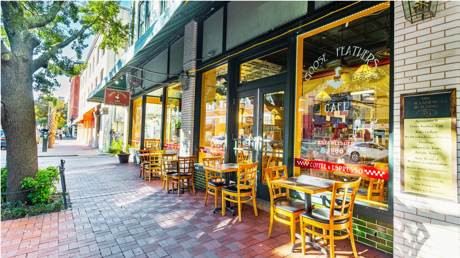 Outdoor seating at Goose Feathers Cafe in historic downtown Savannah Georgia