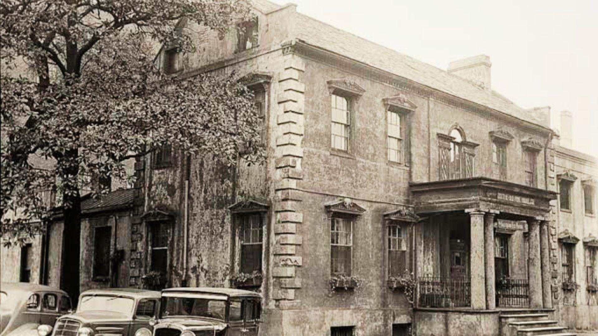 image of Pink House from 1771.