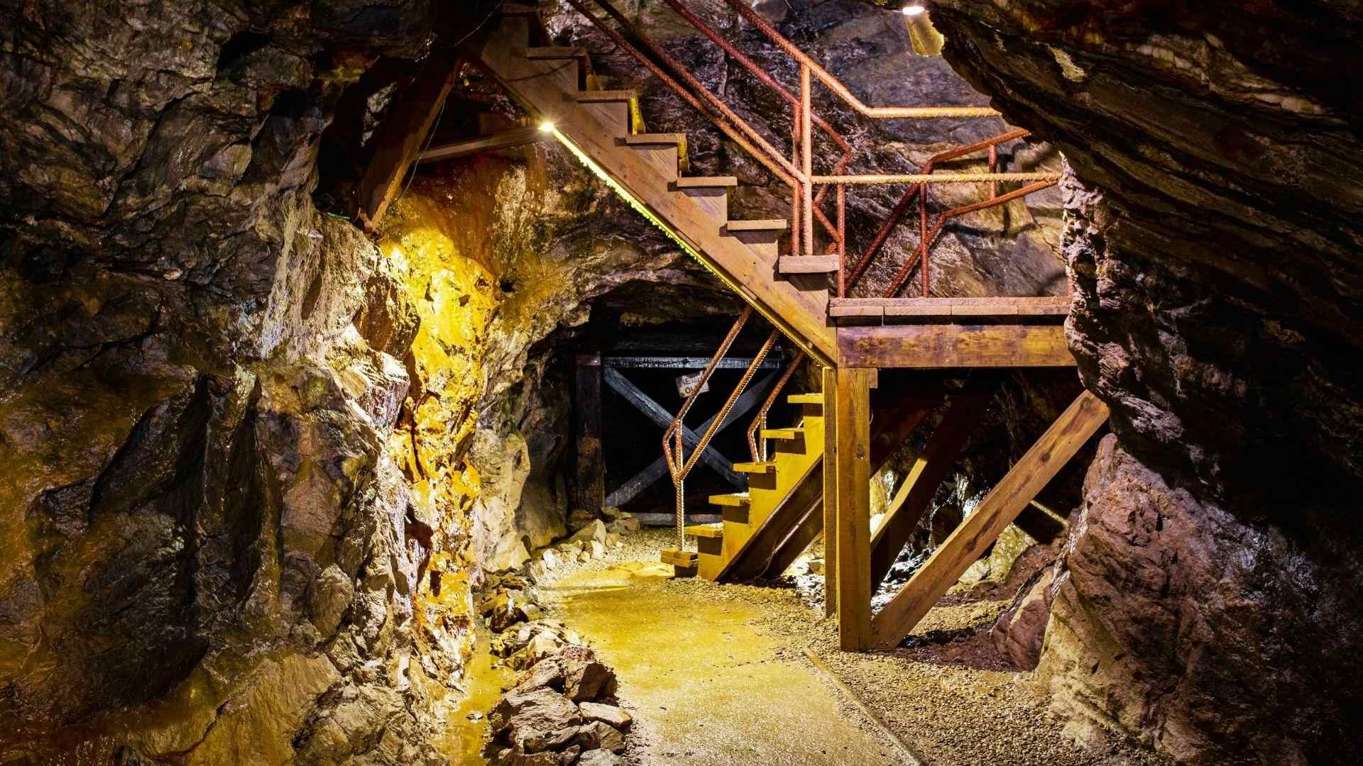 3. Tour the Consolidated Gold Mine