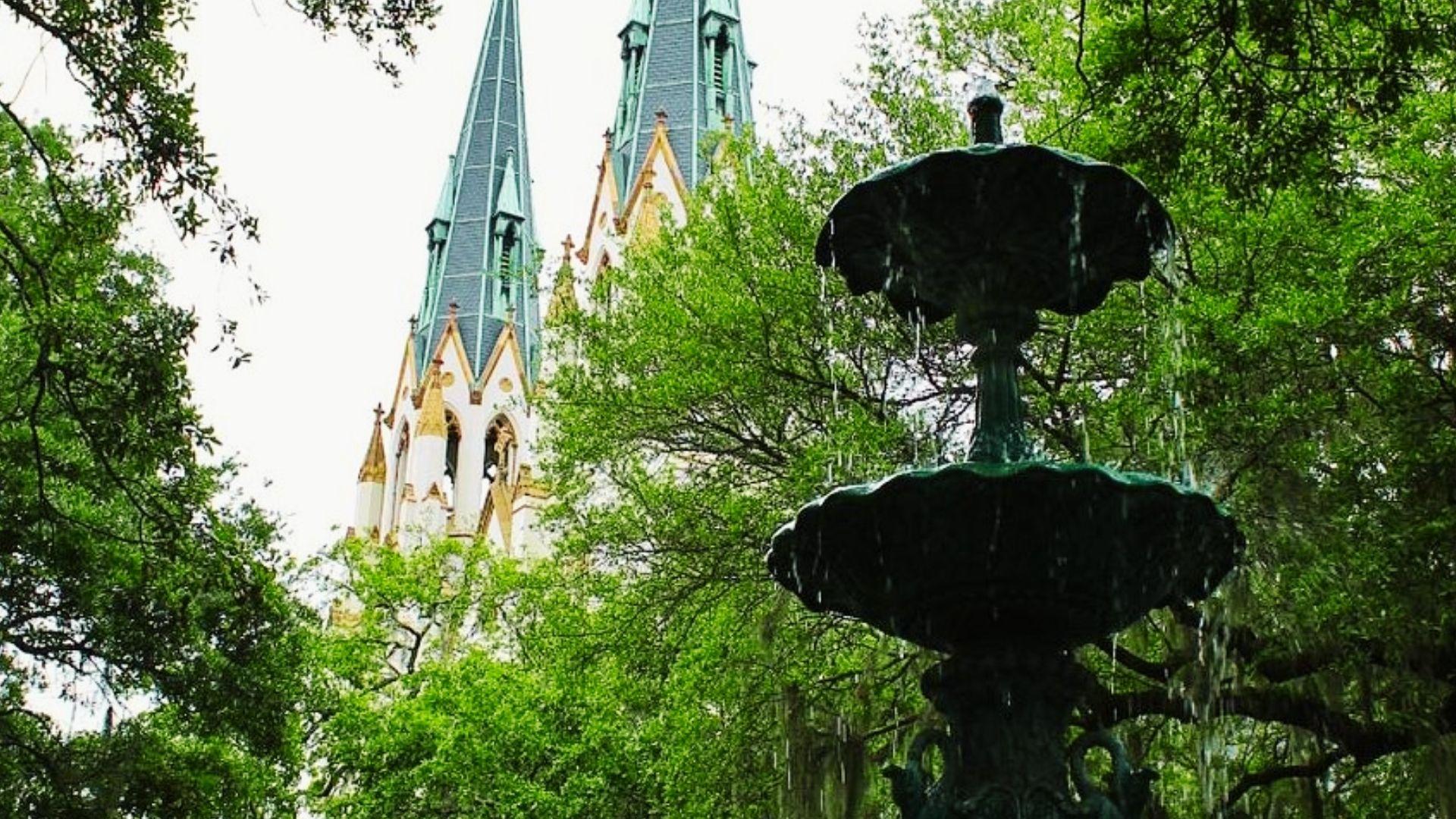 image of Franklin Square located near the Pirate Museum.