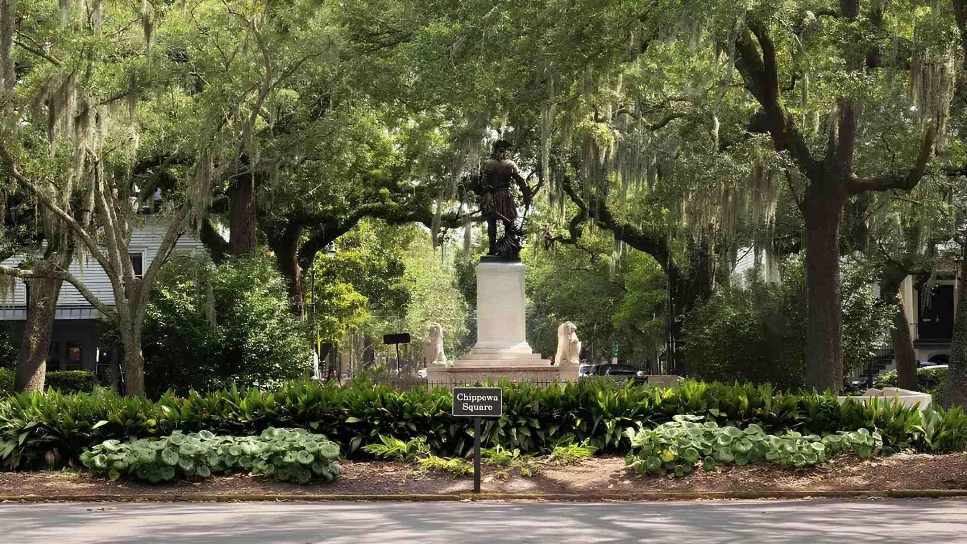 Chippewa Square in Savannah, famous Forrest Gump bench scene filming location
