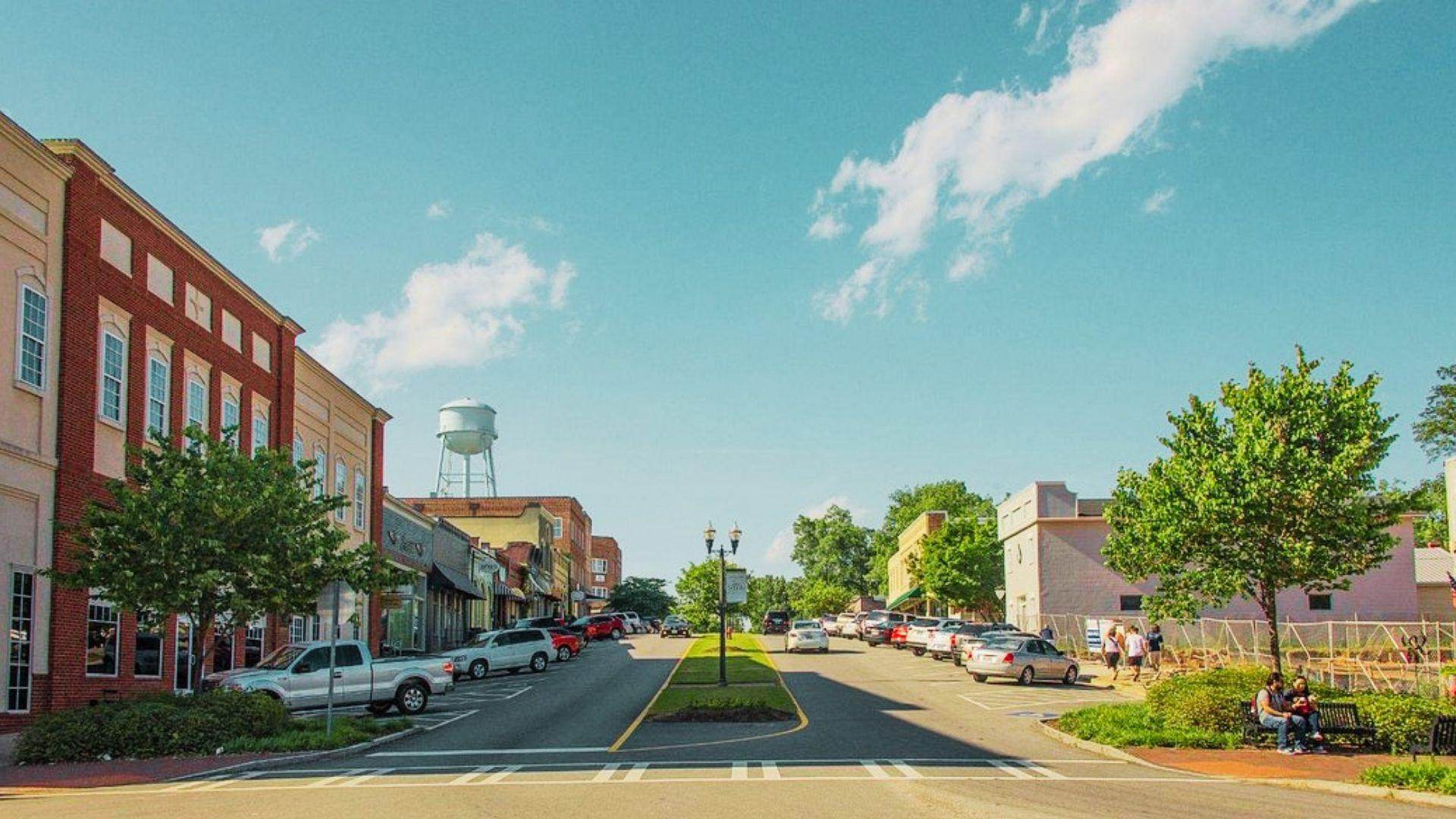 image of small town Senoia.