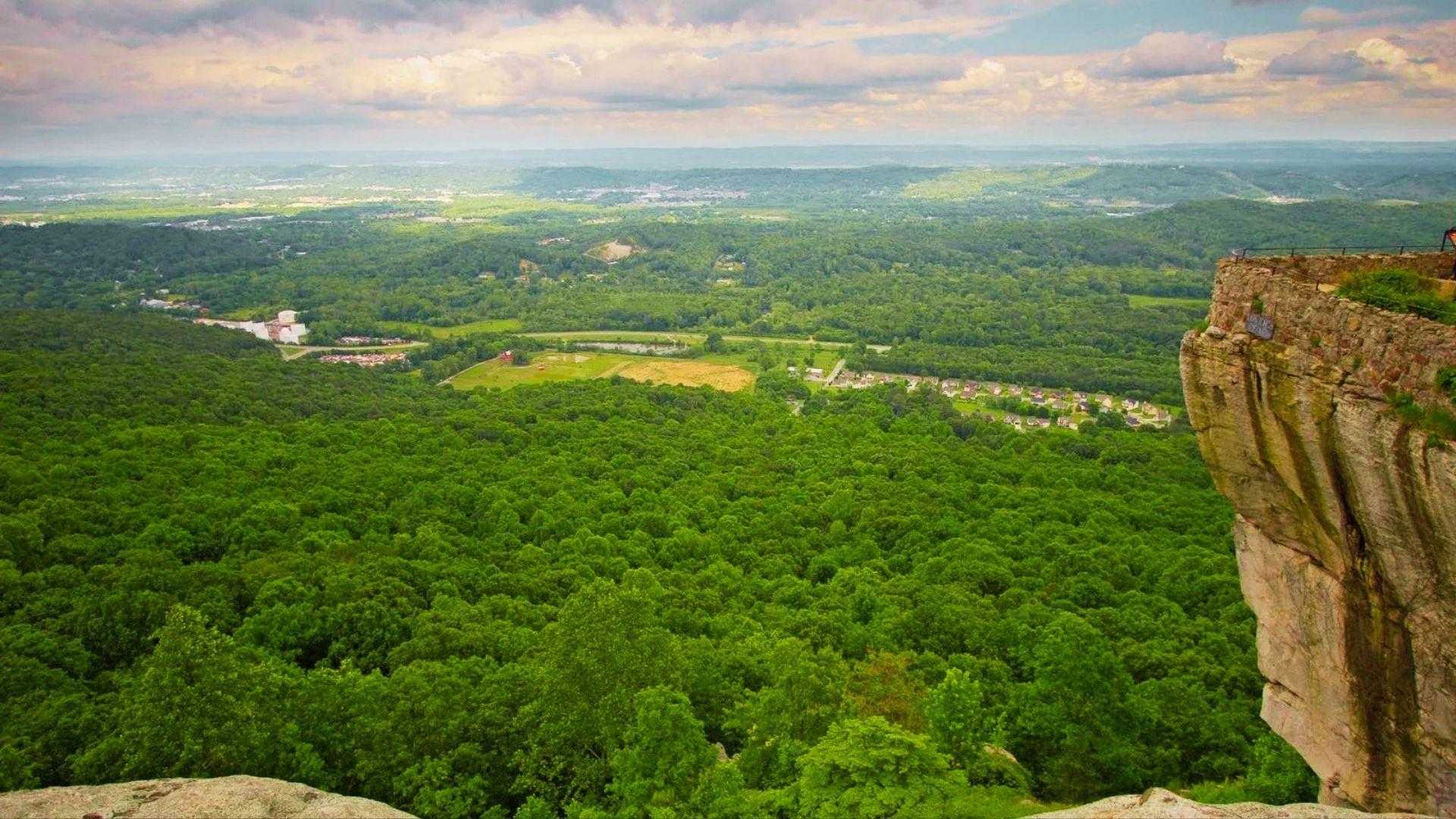 image of Lookout Mountain.