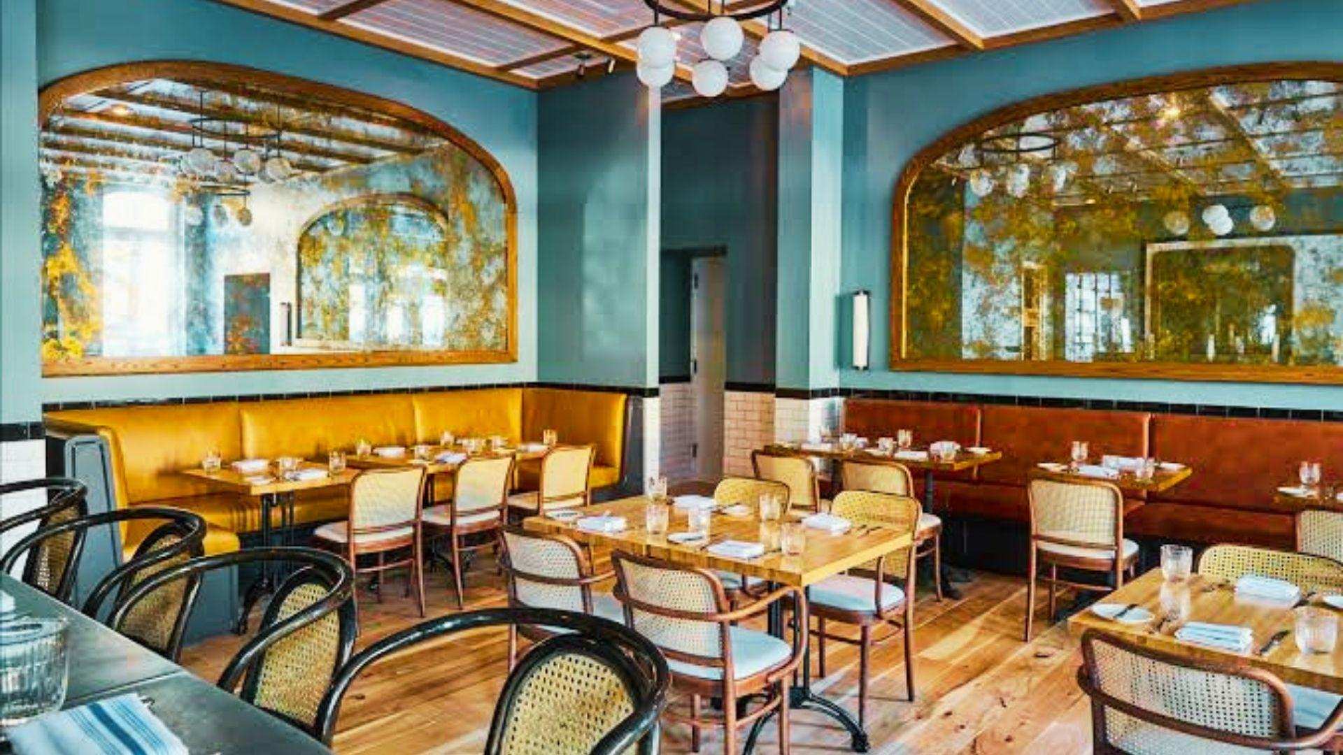 image of one of the famous restaurants for lunch in Savannah.