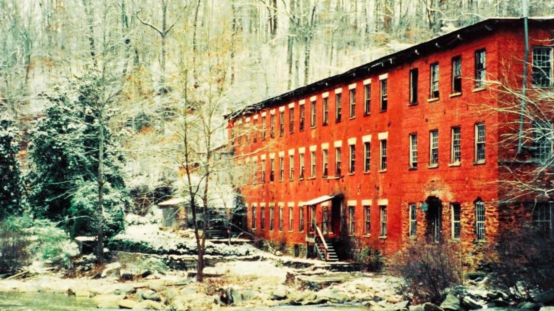 image Carroll County west Banning Mills.